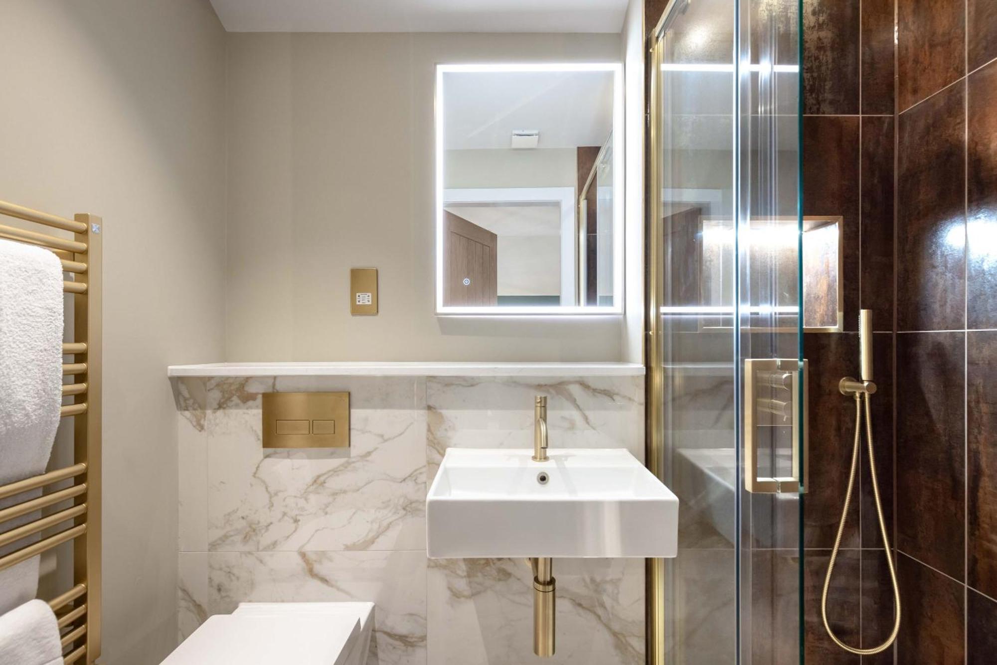 Dragon Suites - City Centre 2 Bed Luxury Mews House Edinburgh Exterior photo
